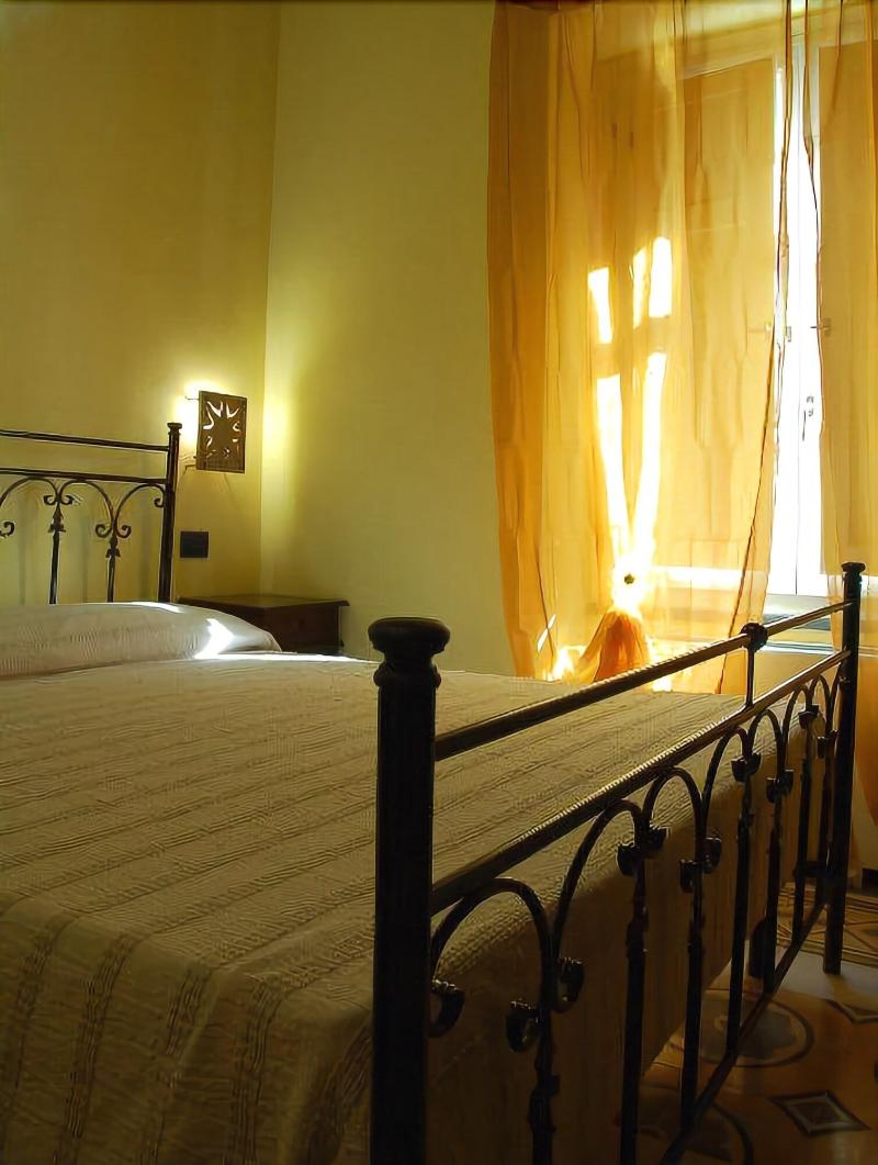 La Corte Di Lucina image