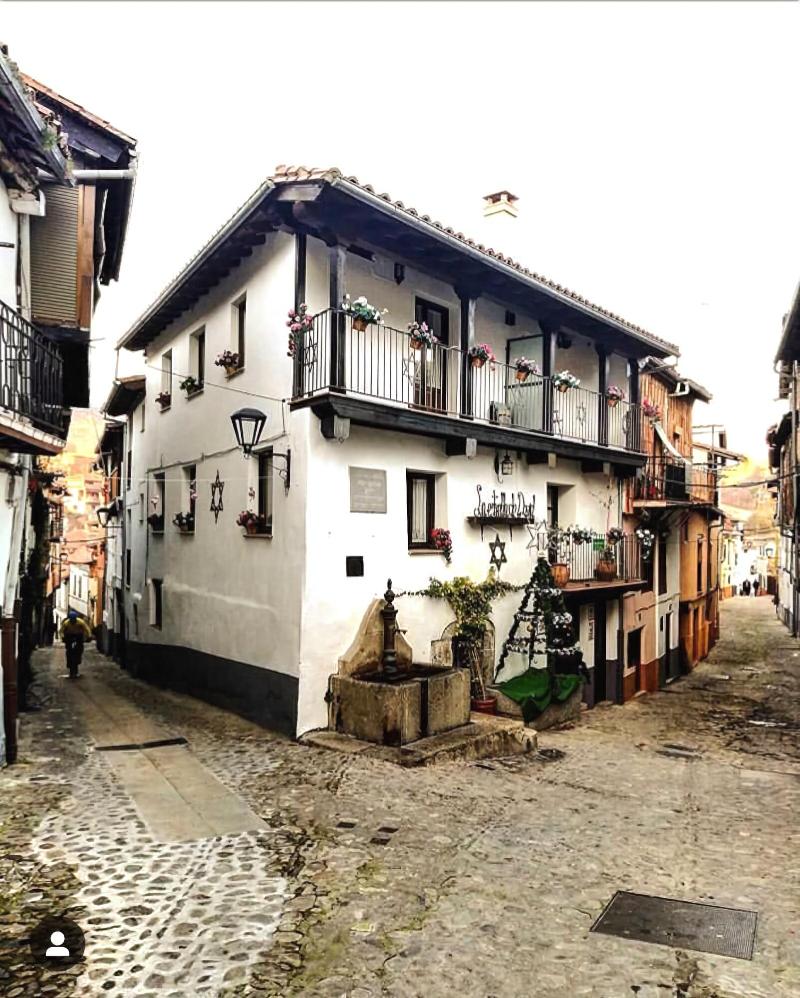 Hotel Moya image