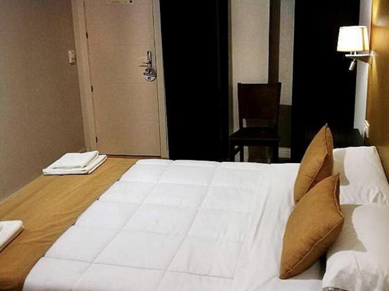 Hotel Moya image