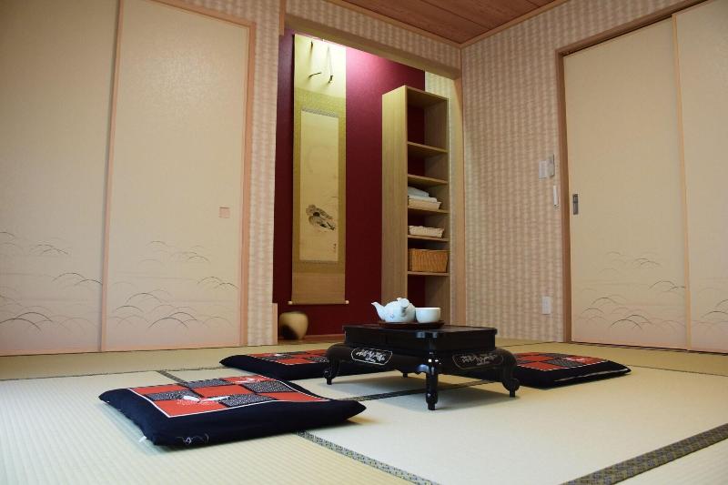 Japanese Style Hotel Fukurou Tei image
