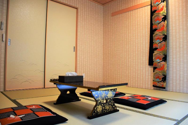 Japanese Style Hotel Fukurou Tei image