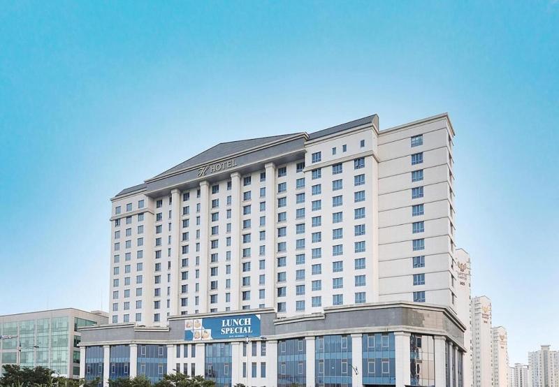H Hotel Sejong City image