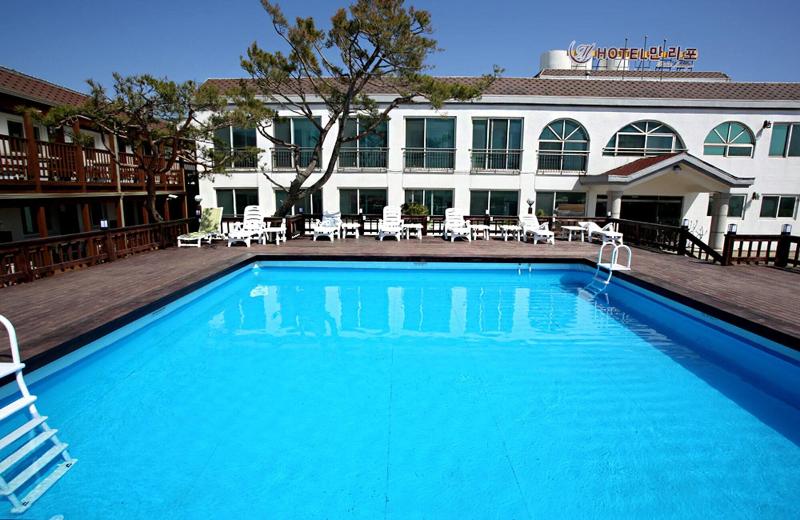 Manripo Hotel image