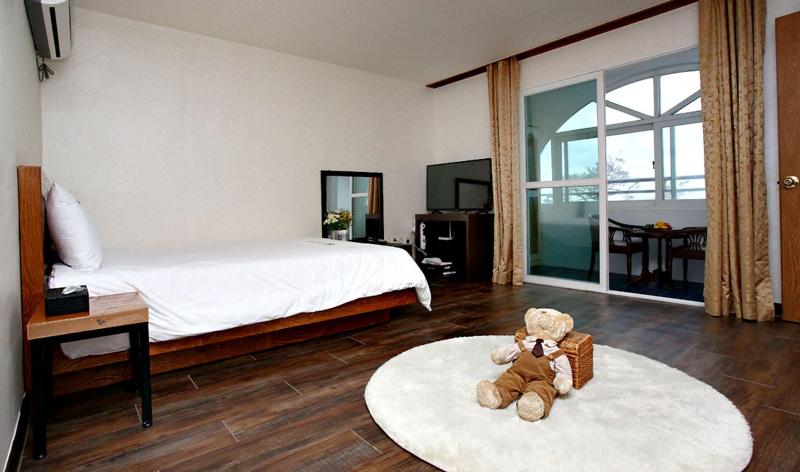 Manripo Hotel image