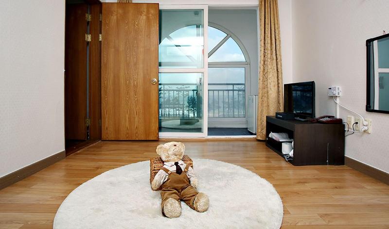 Manripo Hotel image