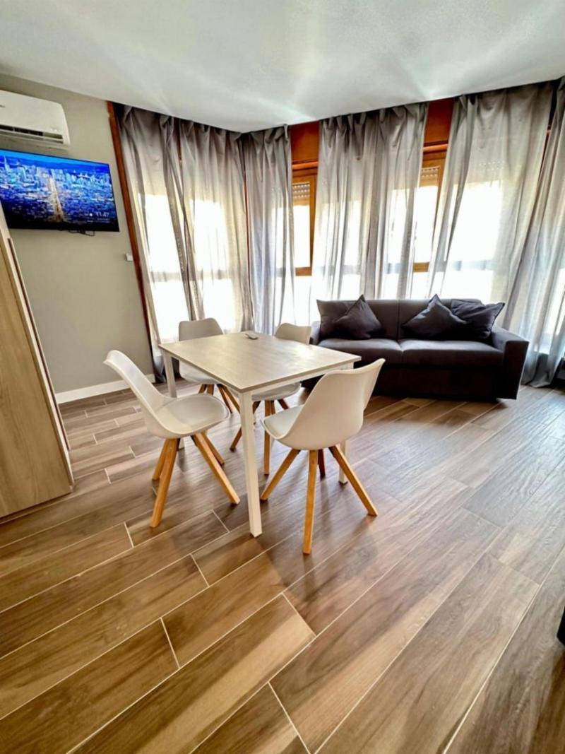 Hermoso Housing image