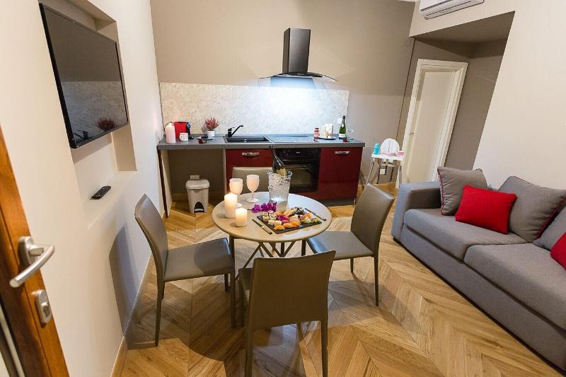 Hermoso Housing image