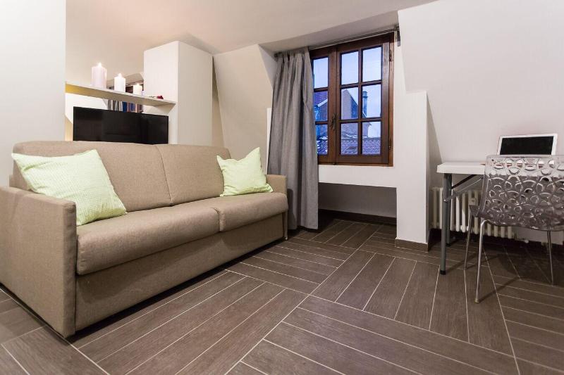 Hermoso Housing image