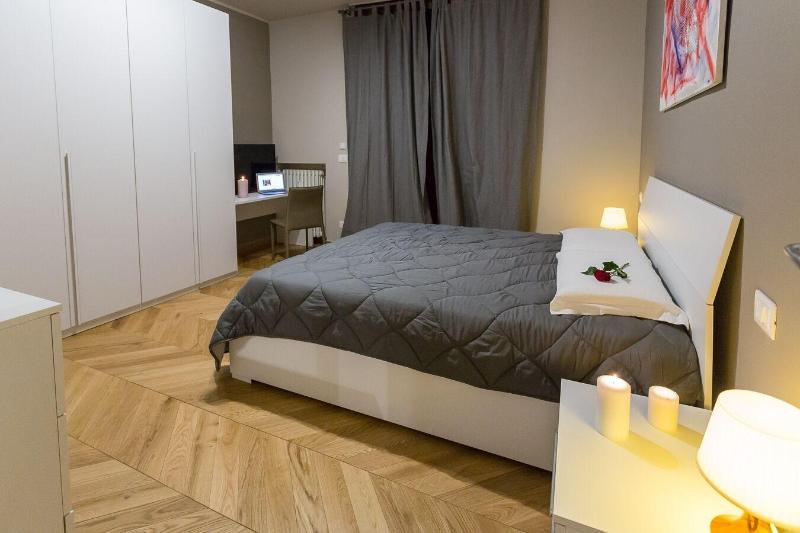 Hermoso Housing image
