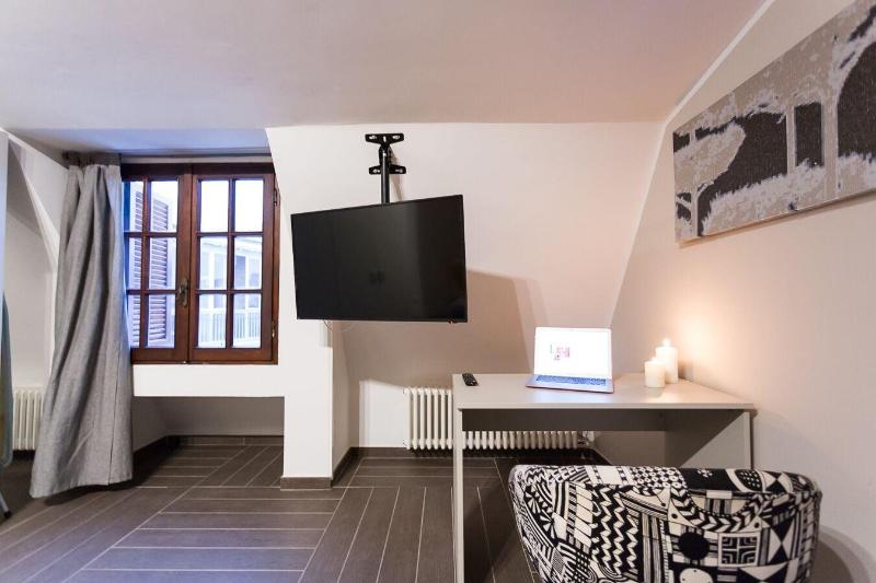 Hermoso Housing image