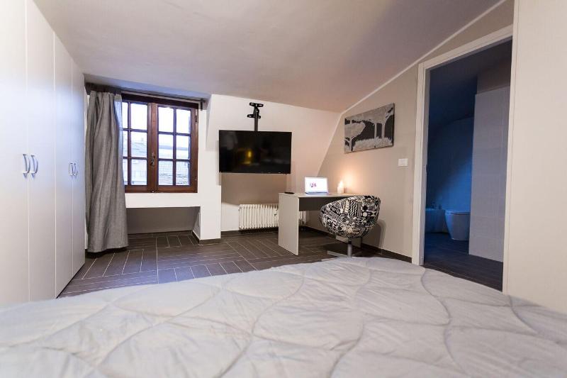 Hermoso Housing image