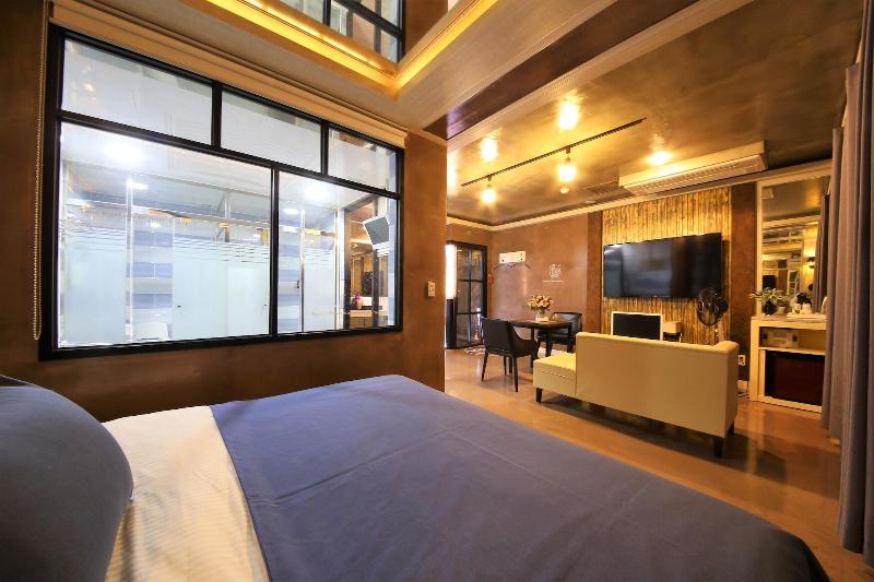 Time Hotel image