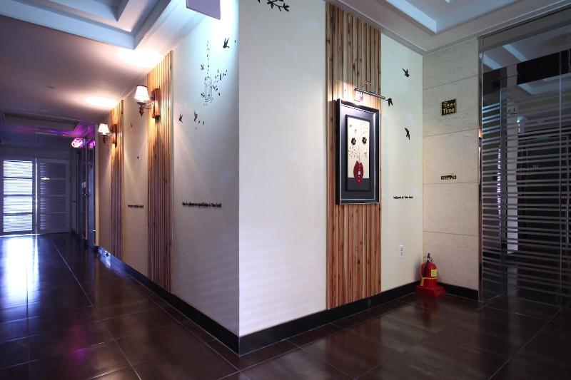Time Hotel image