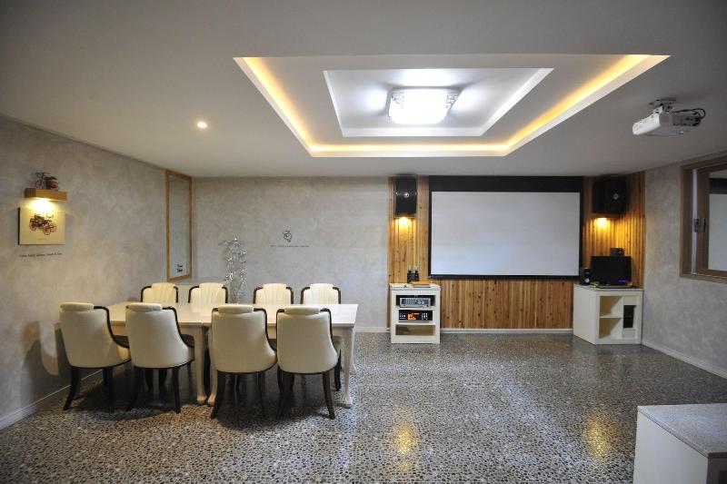Time Hotel image
