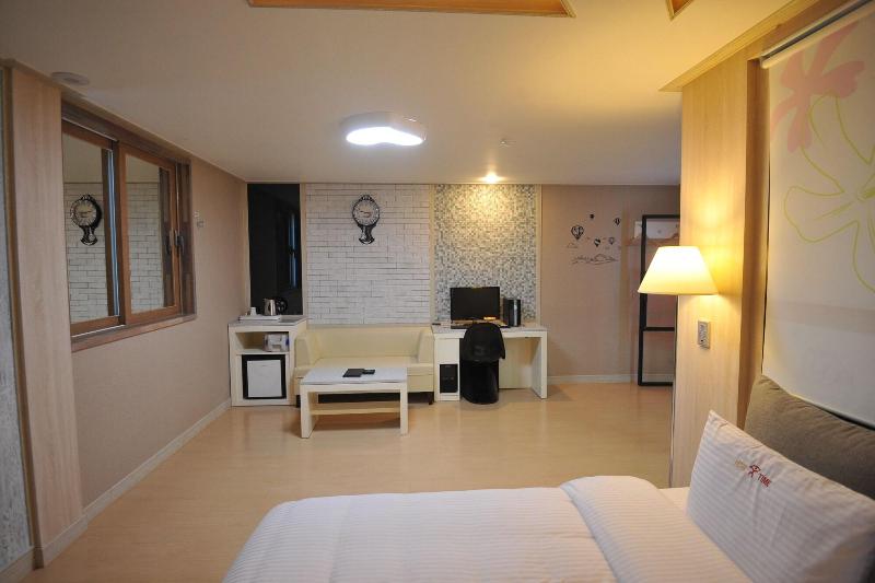 Time Hotel image