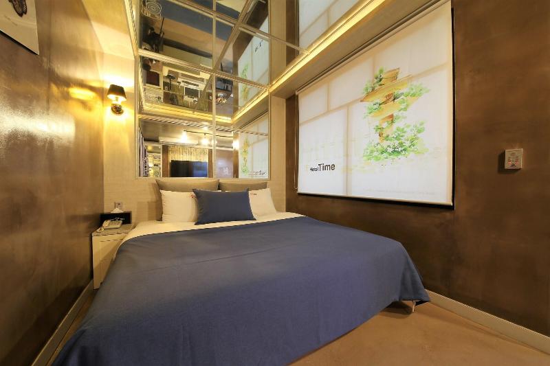 Time Hotel image
