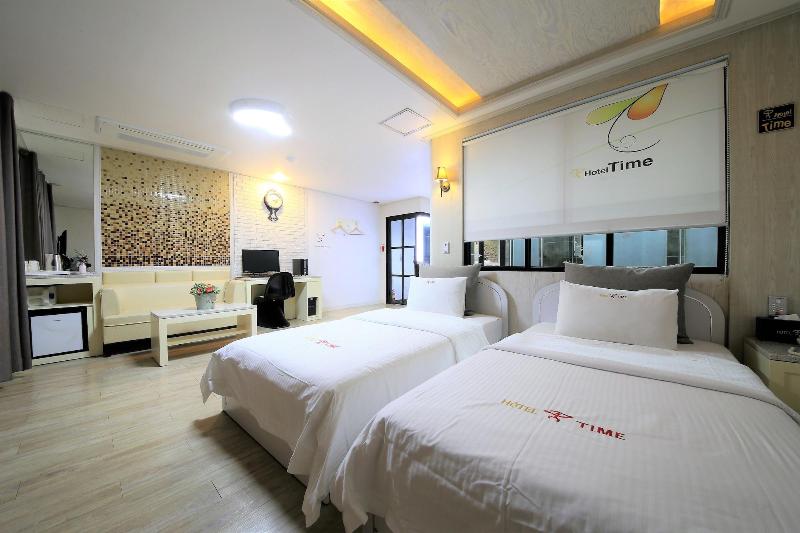 Time Hotel image