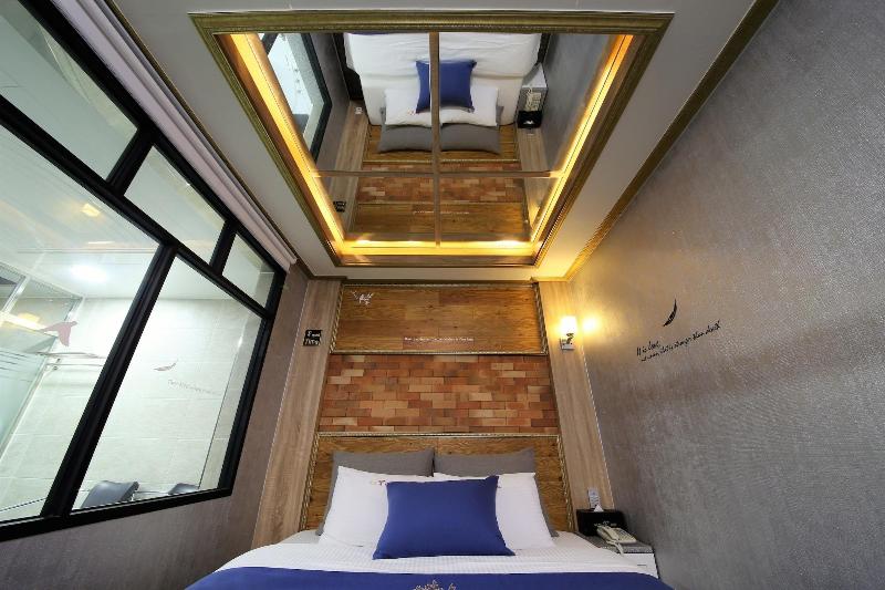 Time Hotel image