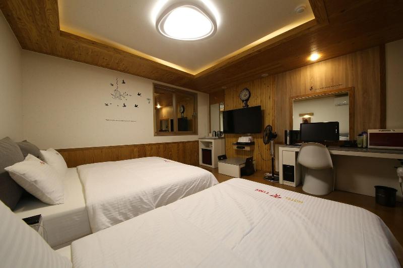 Time Hotel image