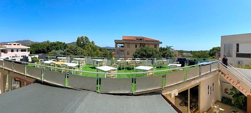 Green Gallery Hotel And Restaurant image