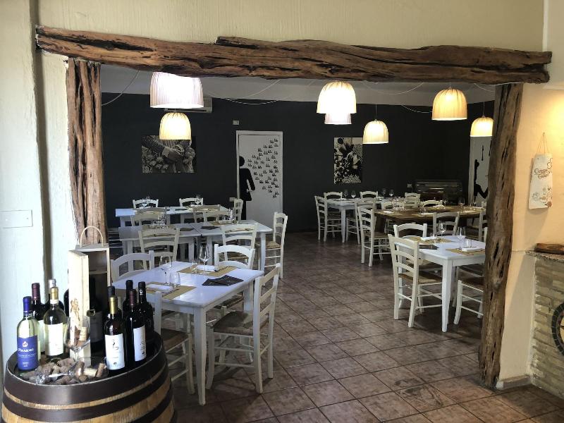 Green Gallery Hotel And Restaurant image