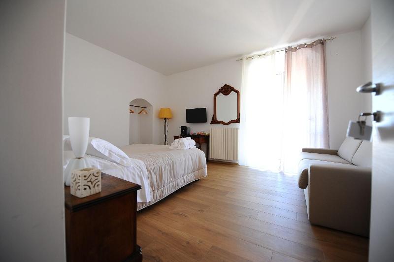 Vista Sui Sassi image
