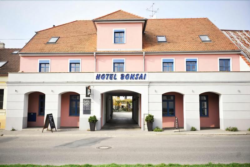 Hotel Bonsai Mikulov image