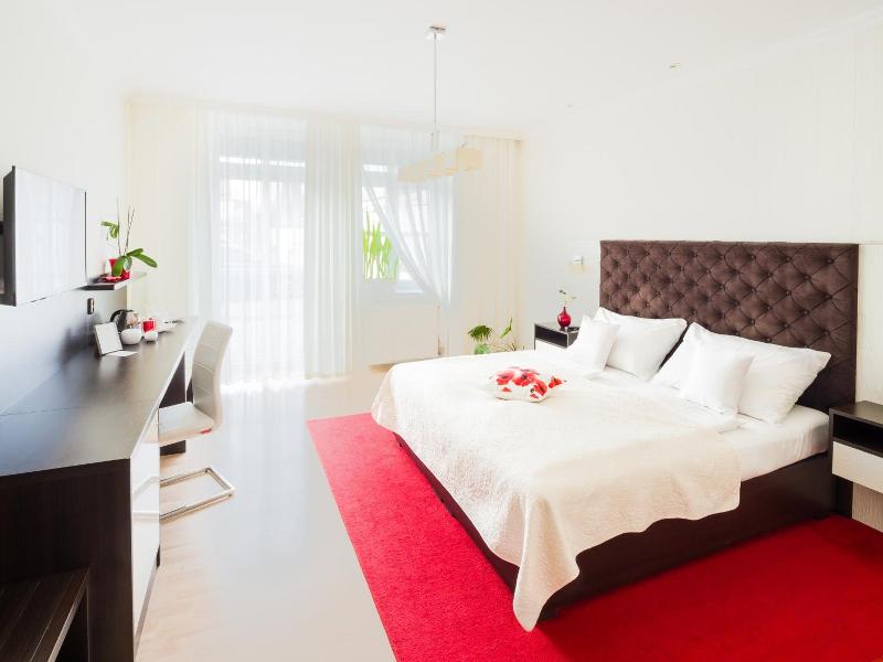 Hotel Bonsai Mikulov image