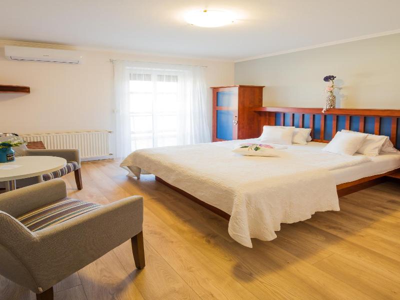 Hotel Bonsai Mikulov image
