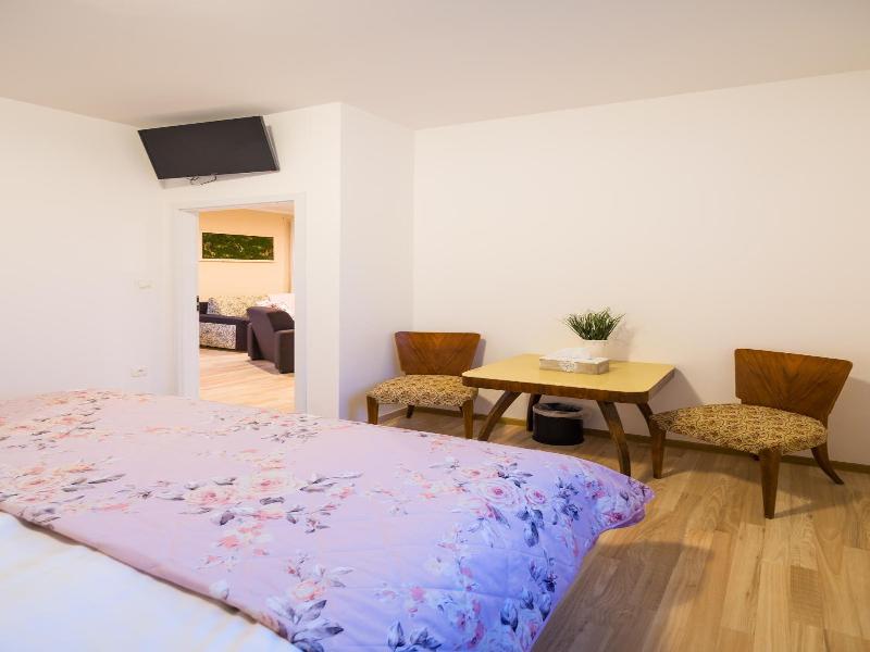 Hotel Bonsai Mikulov image