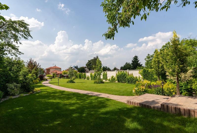 Apartmanovy dom Villa Ephélia