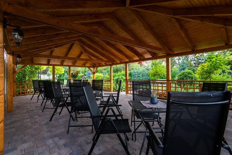 Apartmanovy dom Villa Ephélia
