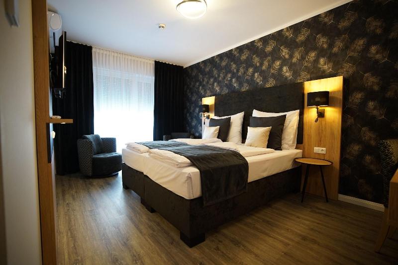 Hotel Dea image