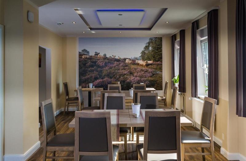 Hotel Dea image
