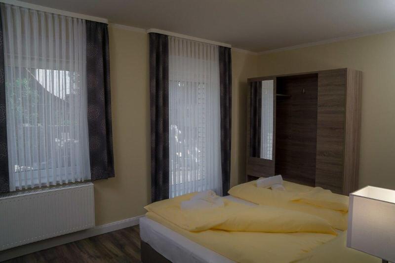 Hotel Dea image