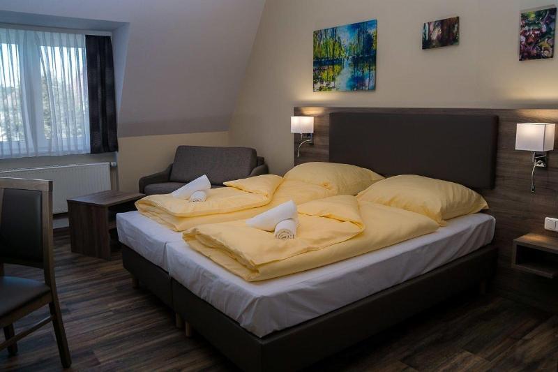 Hotel Dea image
