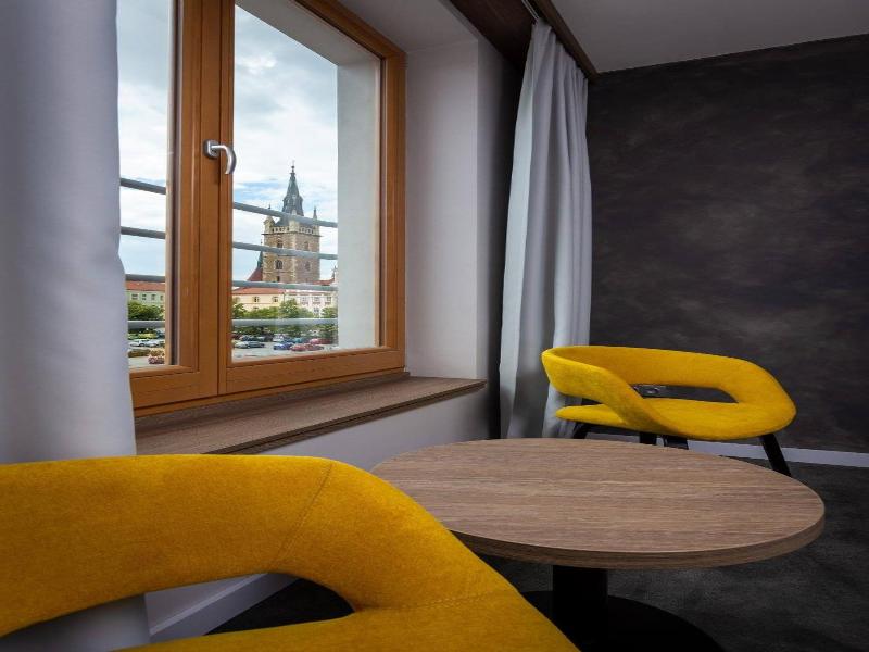 Hotel Grand image