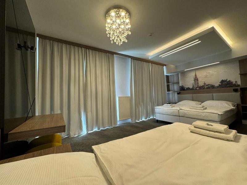 Hotel Grand image