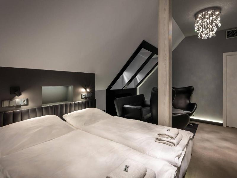 Hotel Grand image