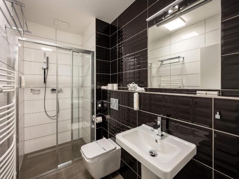 Hotel Grand image