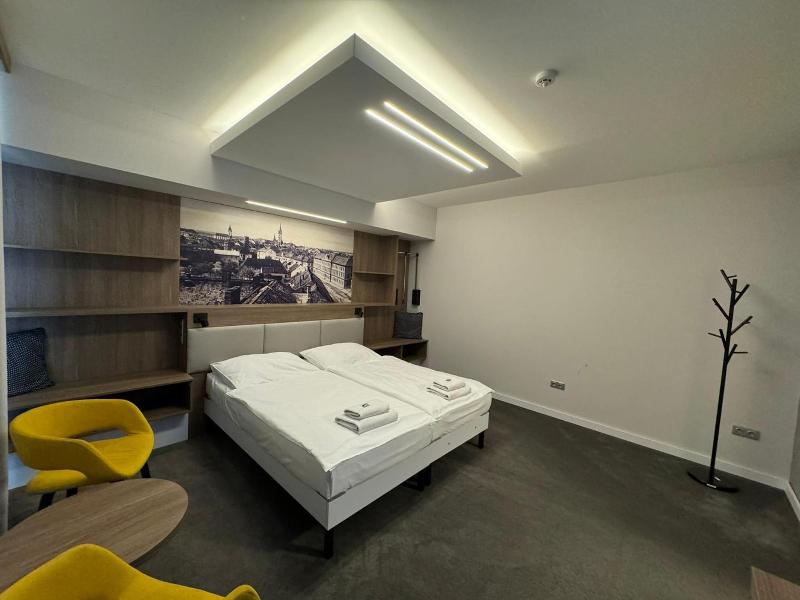 Hotel Grand image