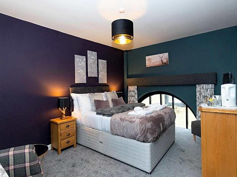 Ancient Unicorn Inn image