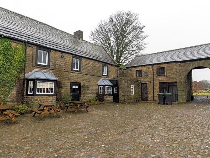 Ancient Unicorn Inn image