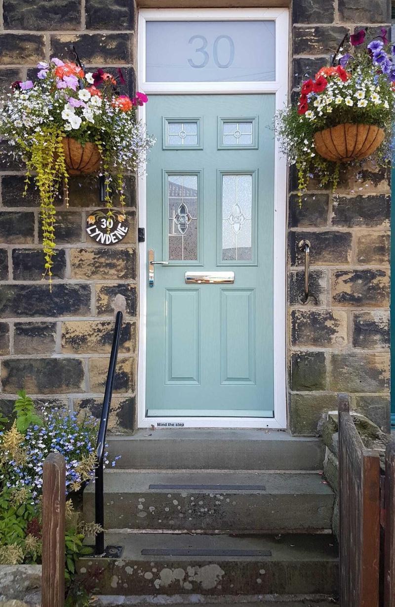 Lyndene image
