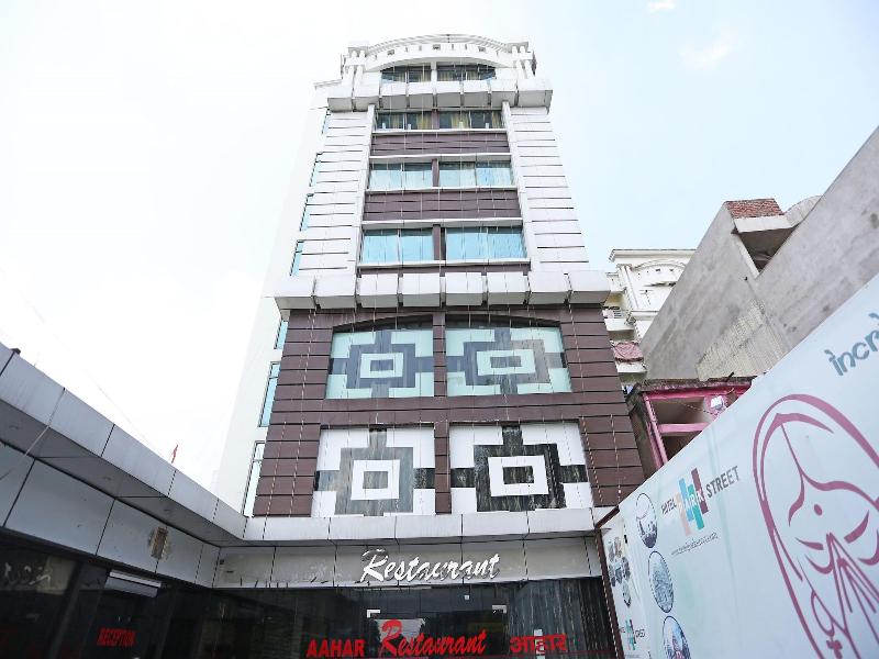 4312 Hotel Park Street image