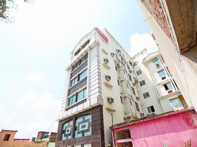4312 Hotel Park Street image