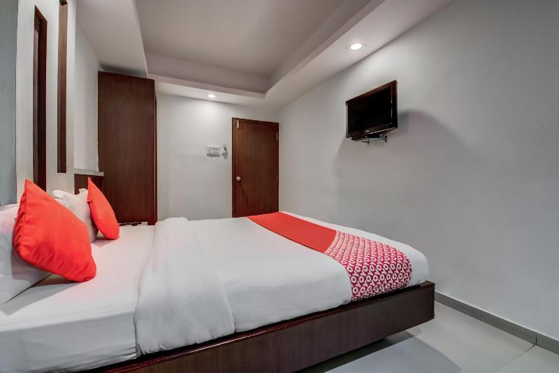 4312 Hotel Park Street image