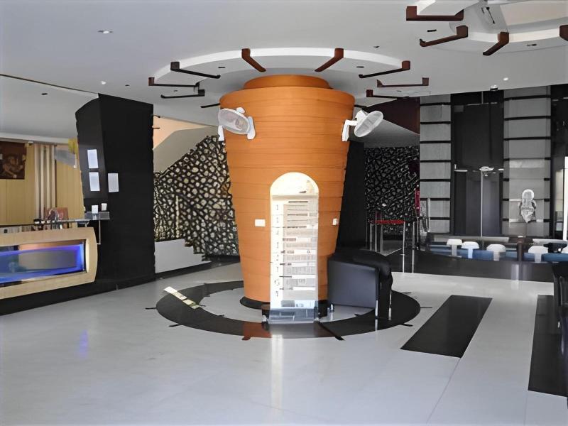 Hotel Madhushree image
