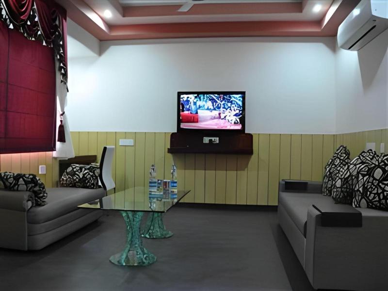 Hotel Madhushree image