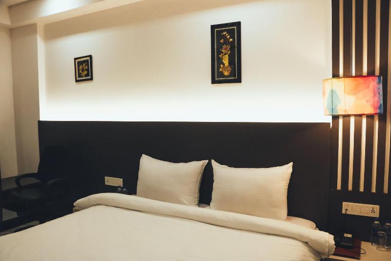 Hotel Madhushree image